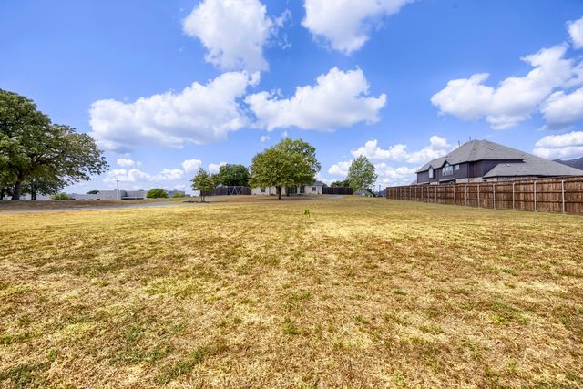 201 N Garza Road, Shady Shores, TX 76208