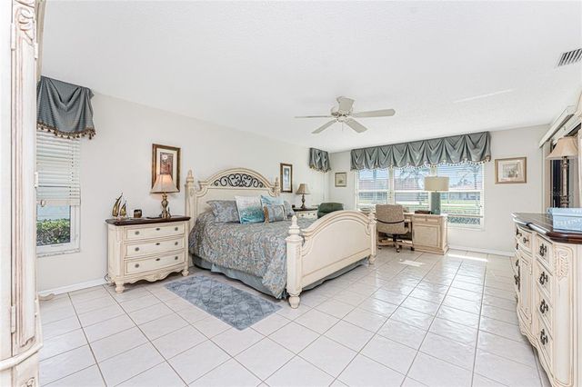 11315 SW ESSEX DRIVE, Lake Suzy, FL 34269