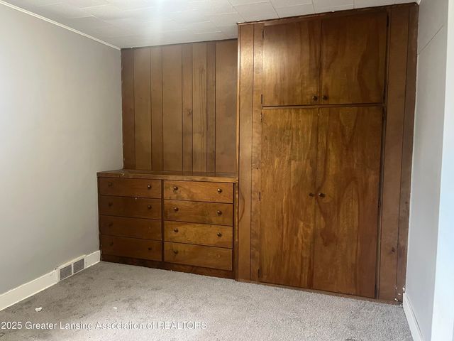 1913 Stirling Avenue, Lansing, MI 48910