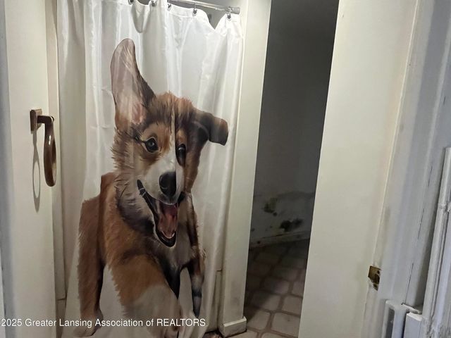 1913 Stirling Avenue, Lansing, MI 48910