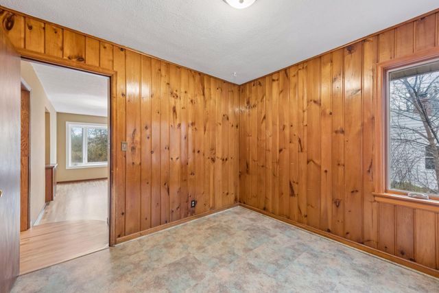 20 Westwood Road, Minnetonka, MN 55305