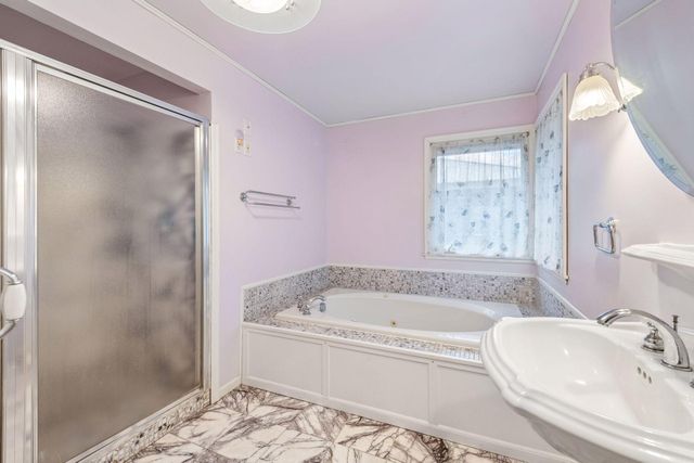 20 Westwood Road, Minnetonka, MN 55305