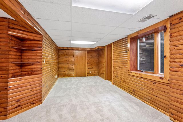 20 Westwood Road, Minnetonka, MN 55305