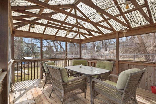 20 Westwood Road, Minnetonka, MN 55305