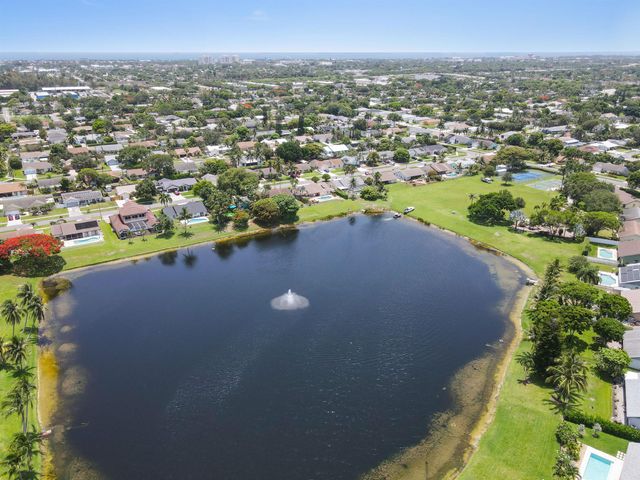 946 NW 10th Street, Boynton Beach, FL 33426