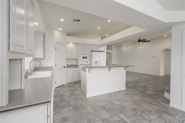 2076 Jo Ann Avenue, Bullhead City, AZ 86442