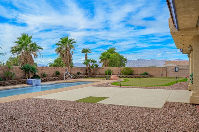 2076 Jo Ann Avenue, Bullhead City, AZ 86442