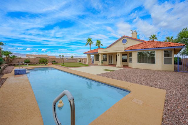 2076 Jo Ann Avenue, Bullhead City, AZ 86442