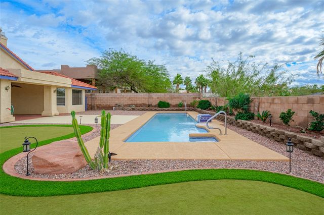 2076 Jo Ann Avenue, Bullhead City, AZ 86442