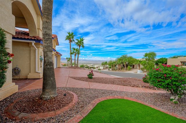 2076 Jo Ann Avenue, Bullhead City, AZ 86442