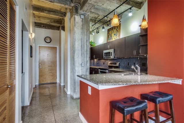 221 W Lancaster Avenue 5004, Fort Worth, TX 76102