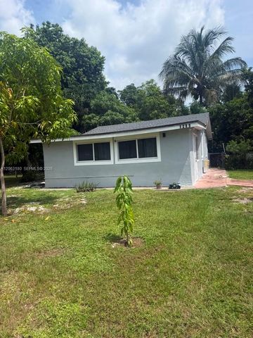 1289 NE 146th St, Miami, FL 33161