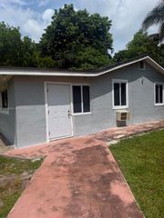 1289 NE 146th St, Miami, FL 33161