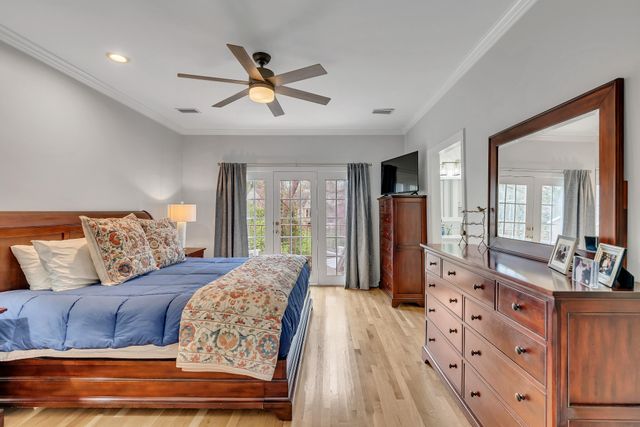 3045 Woodlawn Dr, Nashville, TN 37215
