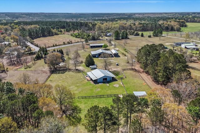 357 Collum Pond Road, Wagener, SC 29164