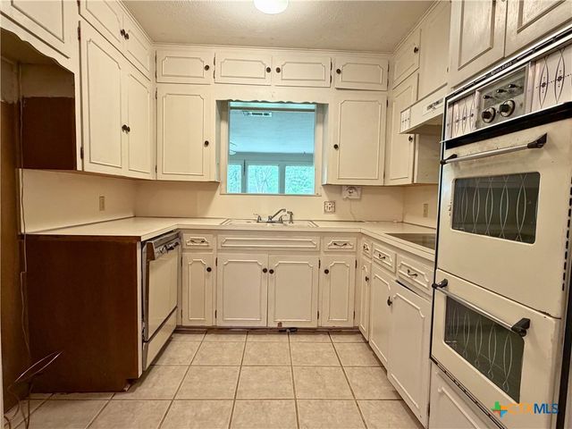 2711 Forest Trail, Temple, TX 76502