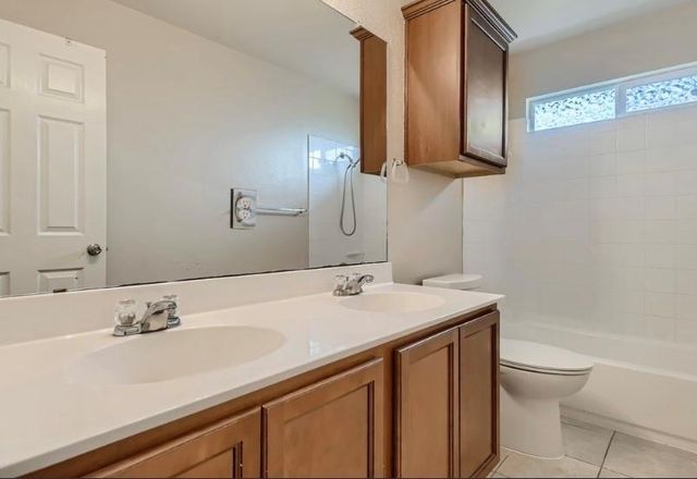 301 Comal RUN, Hutto, TX 78634