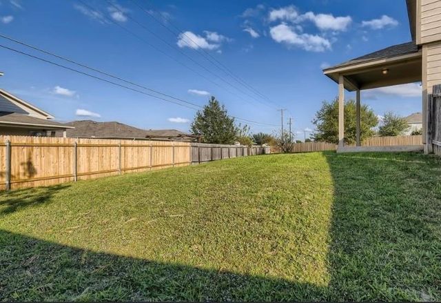 301 Comal RUN, Hutto, TX 78634