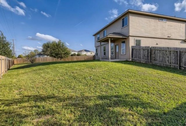 301 Comal RUN, Hutto, TX 78634