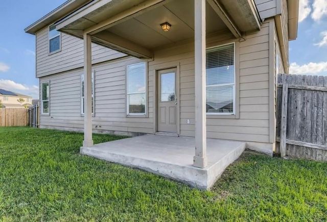 301 Comal RUN, Hutto, TX 78634