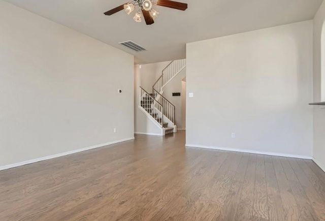 301 Comal RUN, Hutto, TX 78634