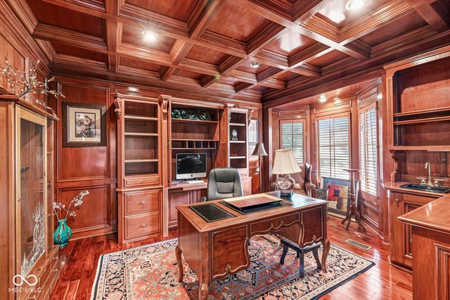 8813 Worthington Court, Indianapolis, IN 46278