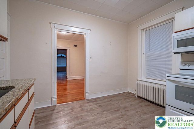 27 North West Street, Allentown City, PA 18102