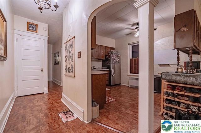 27 North West Street, Allentown City, PA 18102