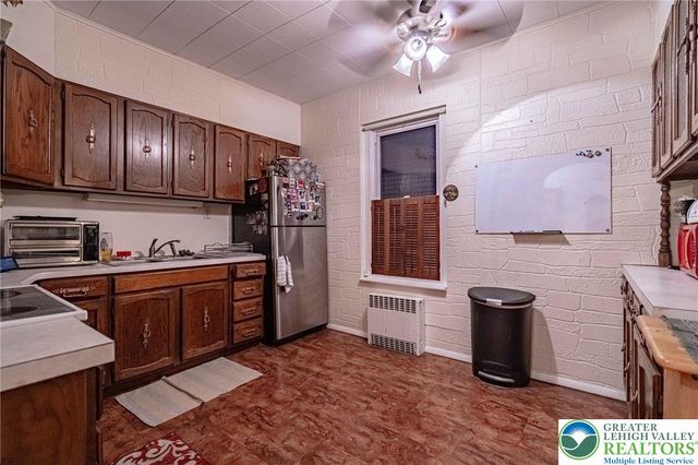 27 North West Street, Allentown City, PA 18102