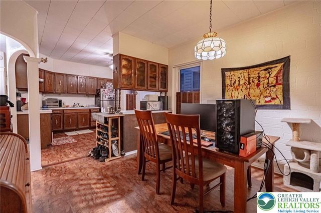 27 North West Street, Allentown City, PA 18102