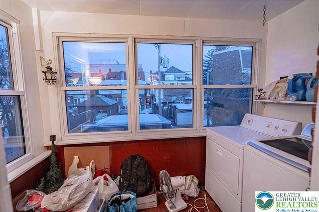 27 North West Street, Allentown City, PA 18102