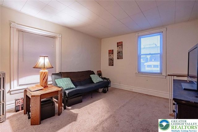 27 North West Street, Allentown City, PA 18102