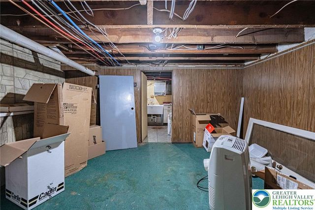 27 North West Street, Allentown City, PA 18102