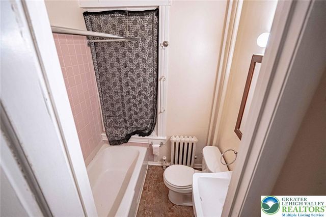 27 North West Street, Allentown City, PA 18102