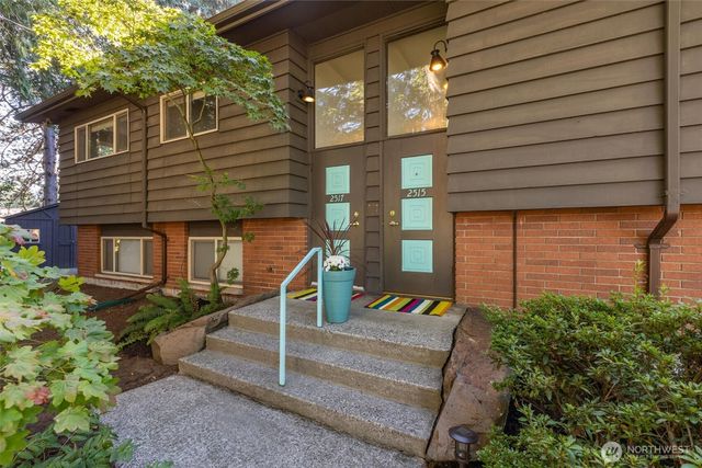 2515 NE 106th Place, Seattle, WA 98125