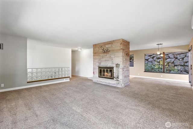 2515 NE 106th Place, Seattle, WA 98125