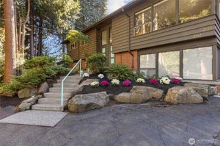 2515 NE 106th Place, Seattle, WA 98125