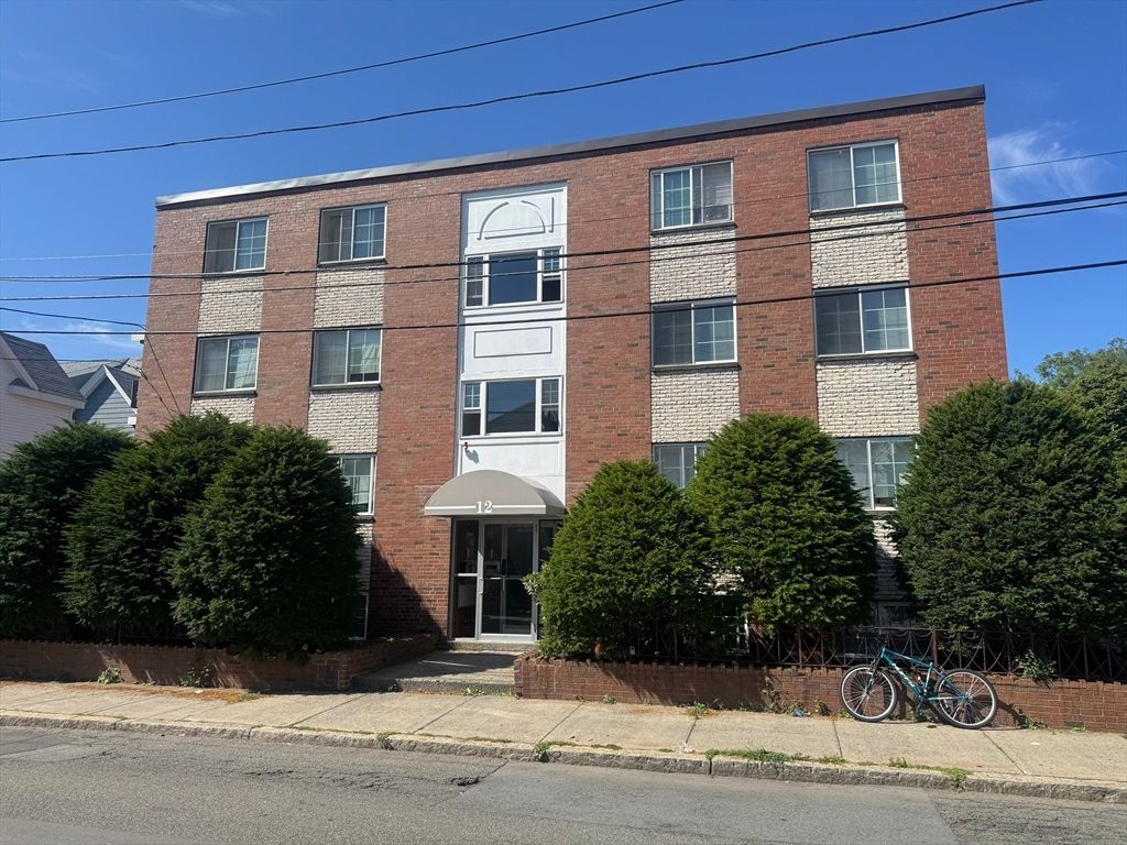 12 Woodland St 38, Everett, MA 02149