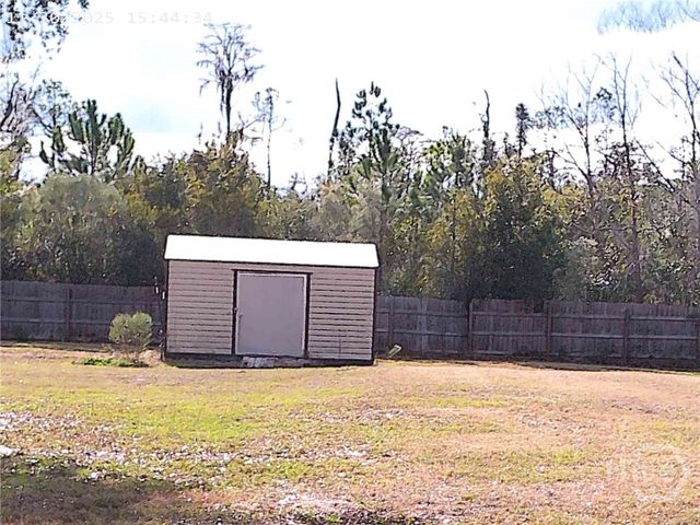 228 Cumberland Drive NE, Ludowici, GA 31316