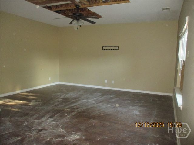 228 Cumberland Drive NE, Ludowici, GA 31316