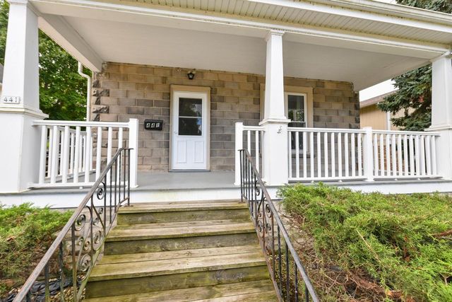 441 W Chestnut STREET, Burlington, WI 53105