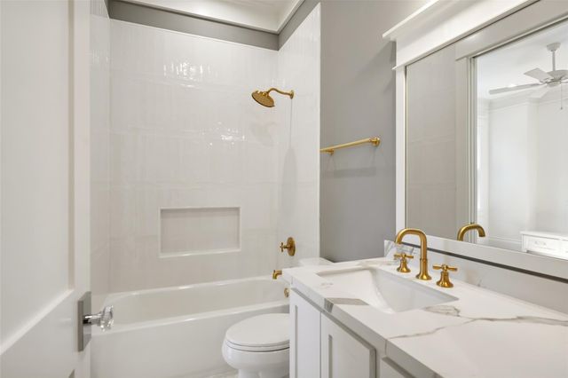 826 Ralfallen Street, Houston, TX 77008