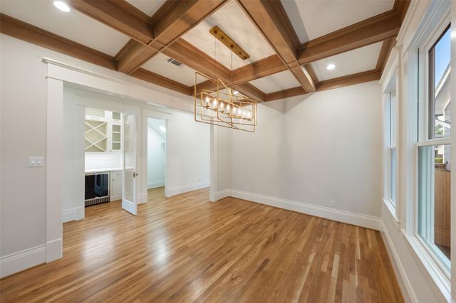 826 Ralfallen Street, Houston, TX 77008