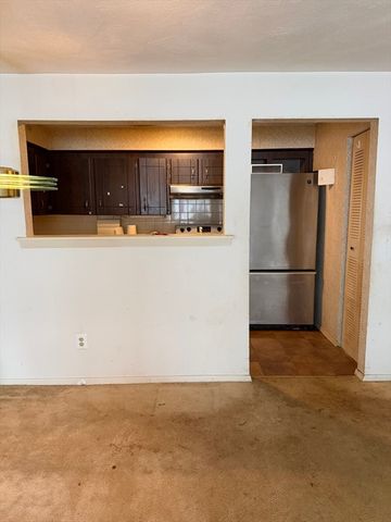 232 Canton St 107, Randolph, MA 02368