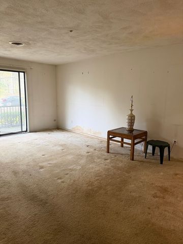 232 Canton St 107, Randolph, MA 02368