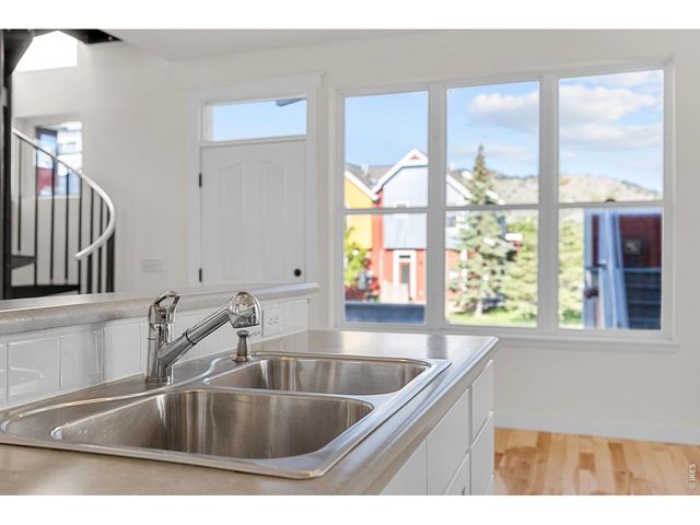 4742 18th St, Boulder, CO 80304