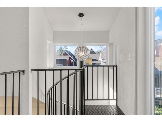 4742 18th St, Boulder, CO 80304