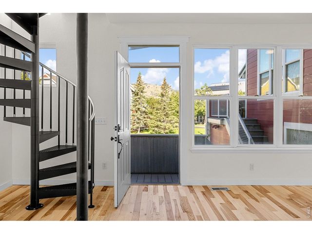 4742 18th St, Boulder, CO 80304