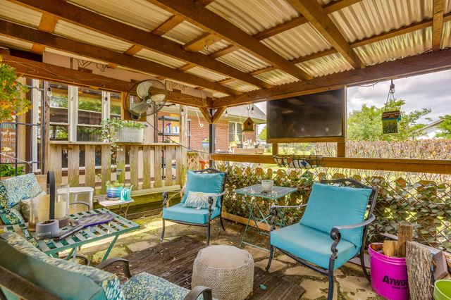 3914 Redbird Lane, Joshua, TX 76058