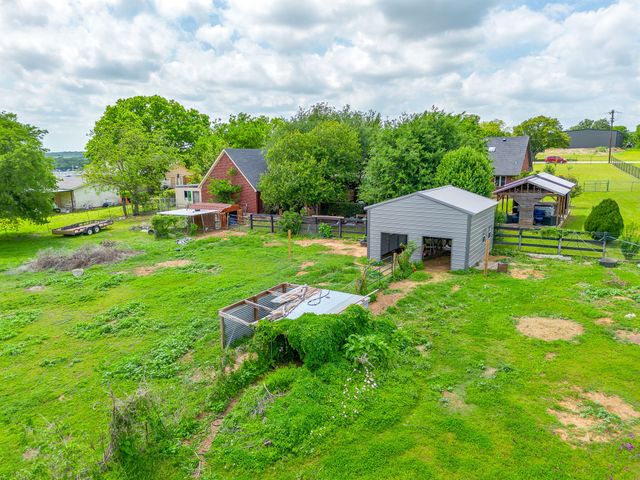 3914 Redbird Lane, Joshua, TX 76058